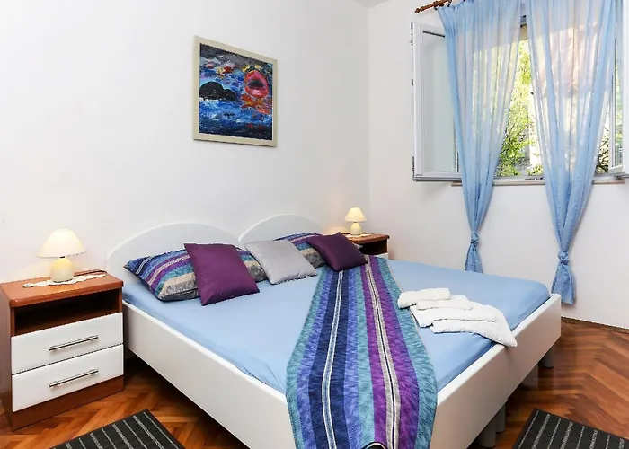 Lina - Five Bedroom With Terrace And Sea View Вилла *