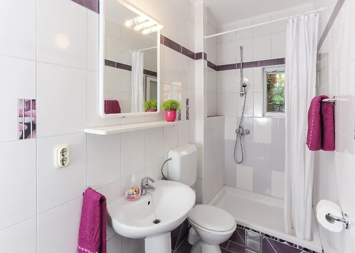 Вилла Lina - Five Bedroom With Terrace And Sea View Brsecine
