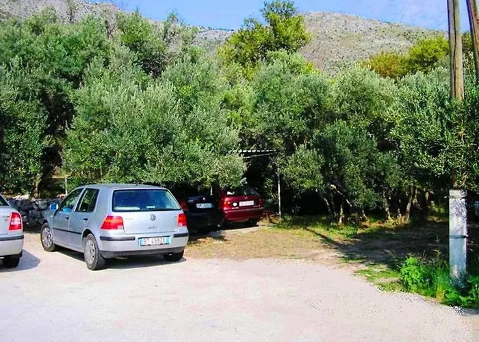 Lina - Five Bedroom With Terrace And Sea View *