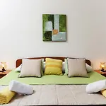 Lina - Five Bedroom With Terrace And Sea View *