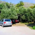 Lina - Five Bedroom With Terrace And Sea View *