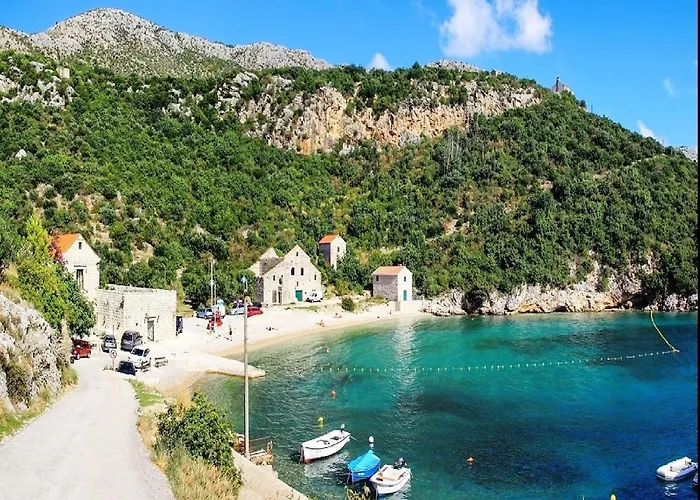 Lina - Five Bedroom With Terrace And Sea View Villa *